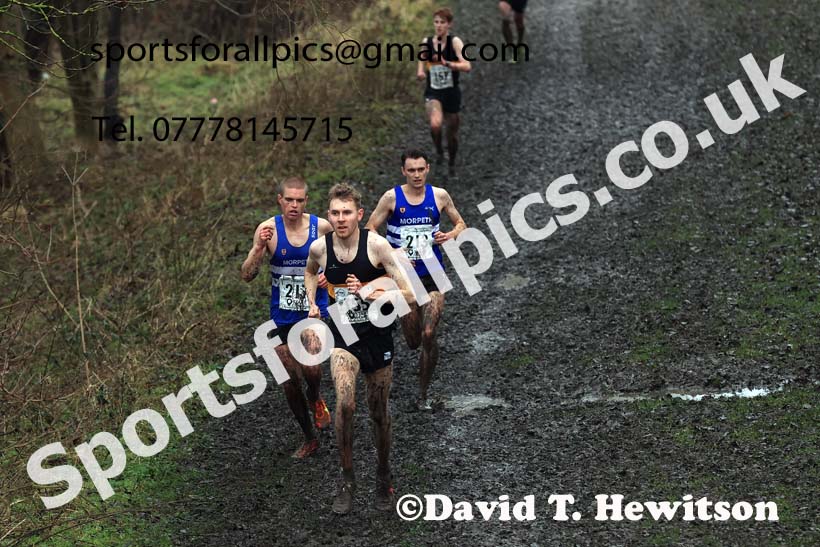 Senior mens 2023 North Eastern Cross Country Champs., Temple Park, South Shields. Photo: David T. Hewitson/Sports for All Pics